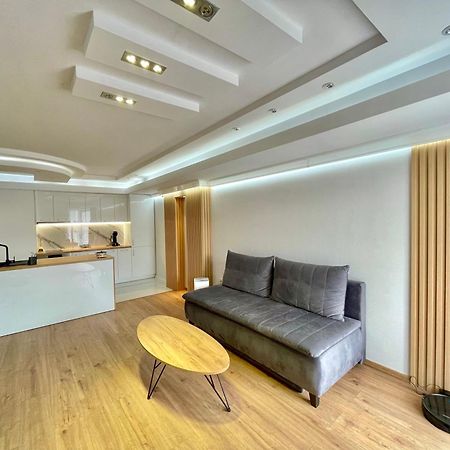 Sea Breeze Apartment Varna Dış mekan fotoğraf
