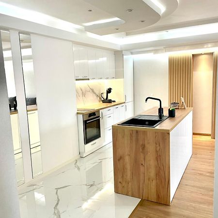 Sea Breeze Apartment Varna Dış mekan fotoğraf