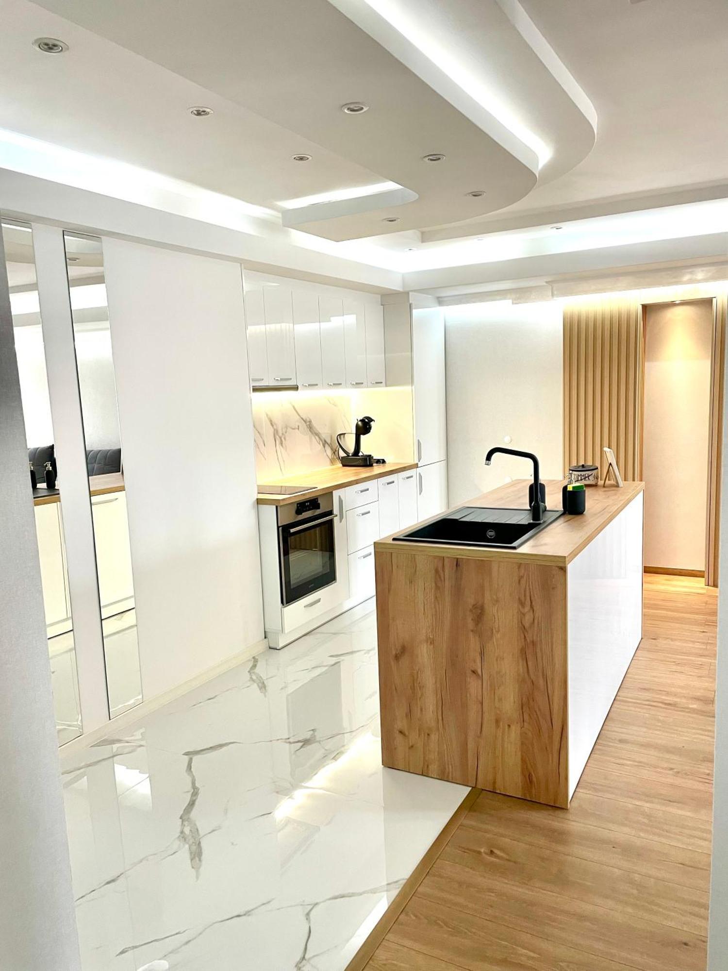 Sea Breeze Apartment Varna Dış mekan fotoğraf